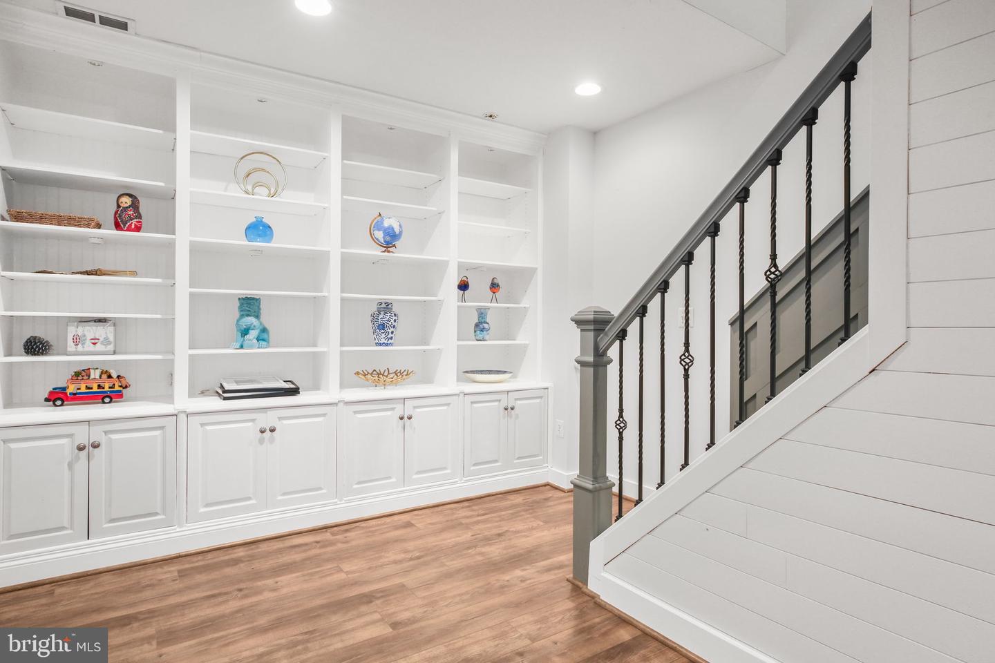 11304 CHIVALRY CHASE LN, SPOTSYLVANIA, Virginia 22551, 5 Bedrooms Bedrooms, ,4 BathroomsBathrooms,Residential,For sale,11304 CHIVALRY CHASE LN,VASP2035520 MLS # VASP2035520