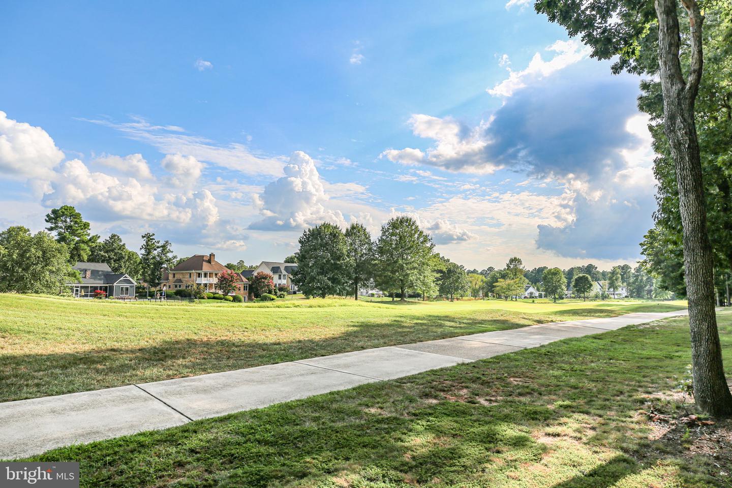 11304 CHIVALRY CHASE LN, SPOTSYLVANIA, Virginia 22551, 5 Bedrooms Bedrooms, ,4 BathroomsBathrooms,Residential,For sale,11304 CHIVALRY CHASE LN,VASP2035520 MLS # VASP2035520