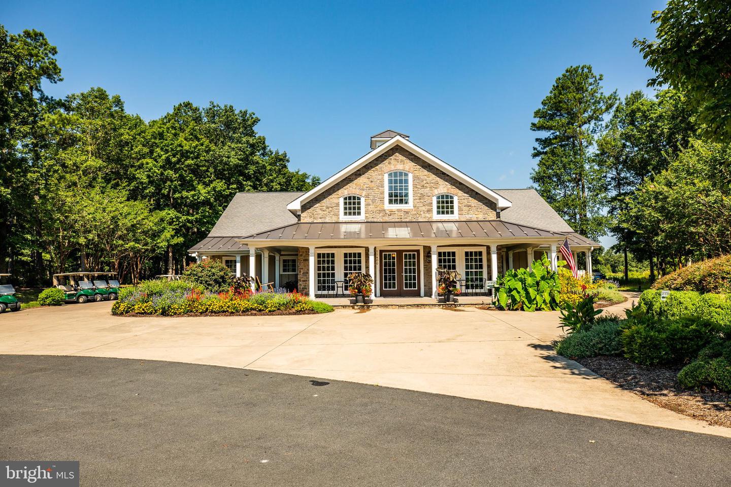 11304 CHIVALRY CHASE LN, SPOTSYLVANIA, Virginia 22551, 5 Bedrooms Bedrooms, ,4 BathroomsBathrooms,Residential,For sale,11304 CHIVALRY CHASE LN,VASP2035520 MLS # VASP2035520