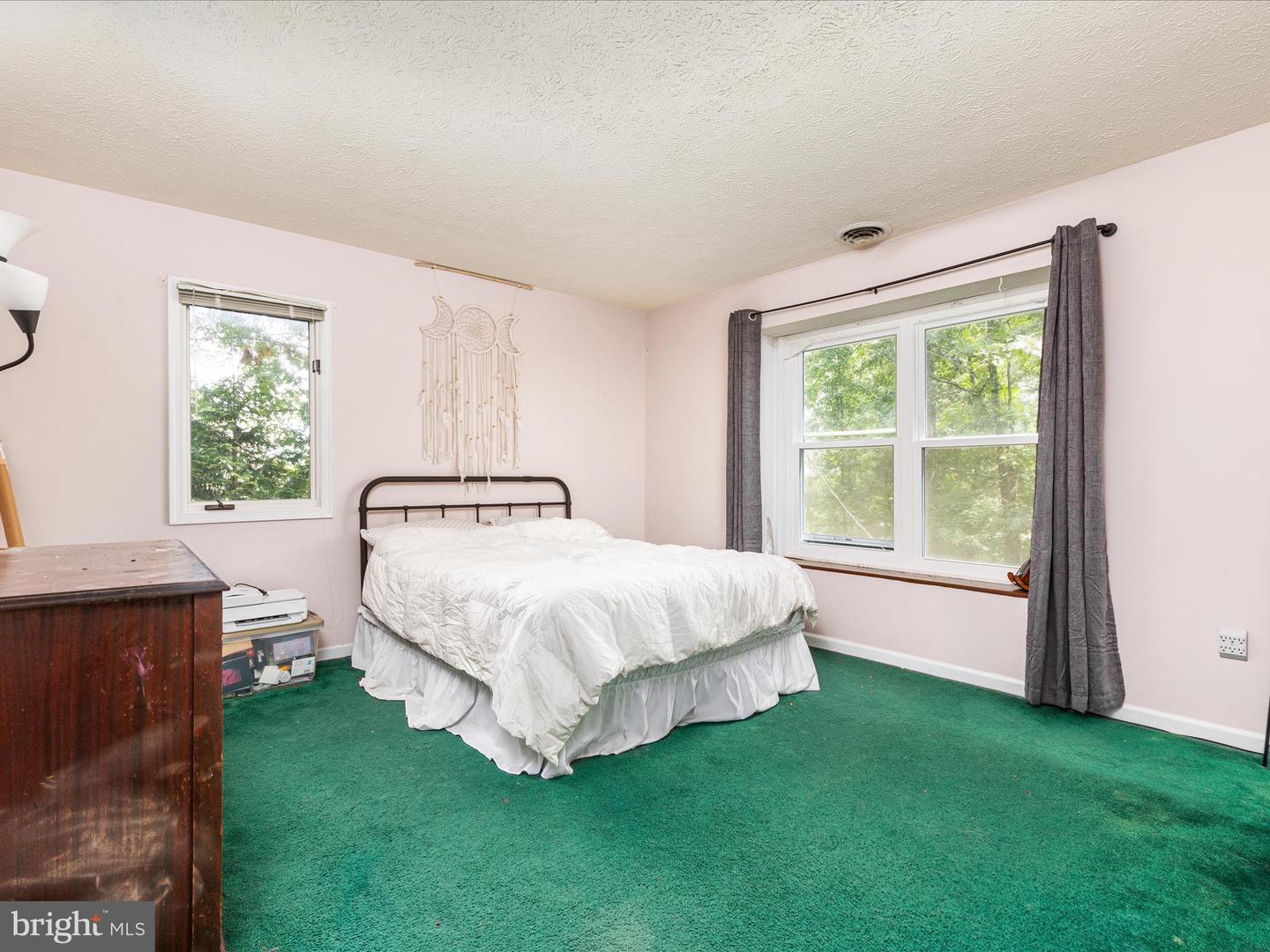205 FAIRWAY CIR, CROSS JUNCTION, Virginia 22625, 4 Bedrooms Bedrooms, 12 Rooms Rooms,3 BathroomsBathrooms,Residential,For sale,205 FAIRWAY CIR,VAFV2036146 MLS # VAFV2036146