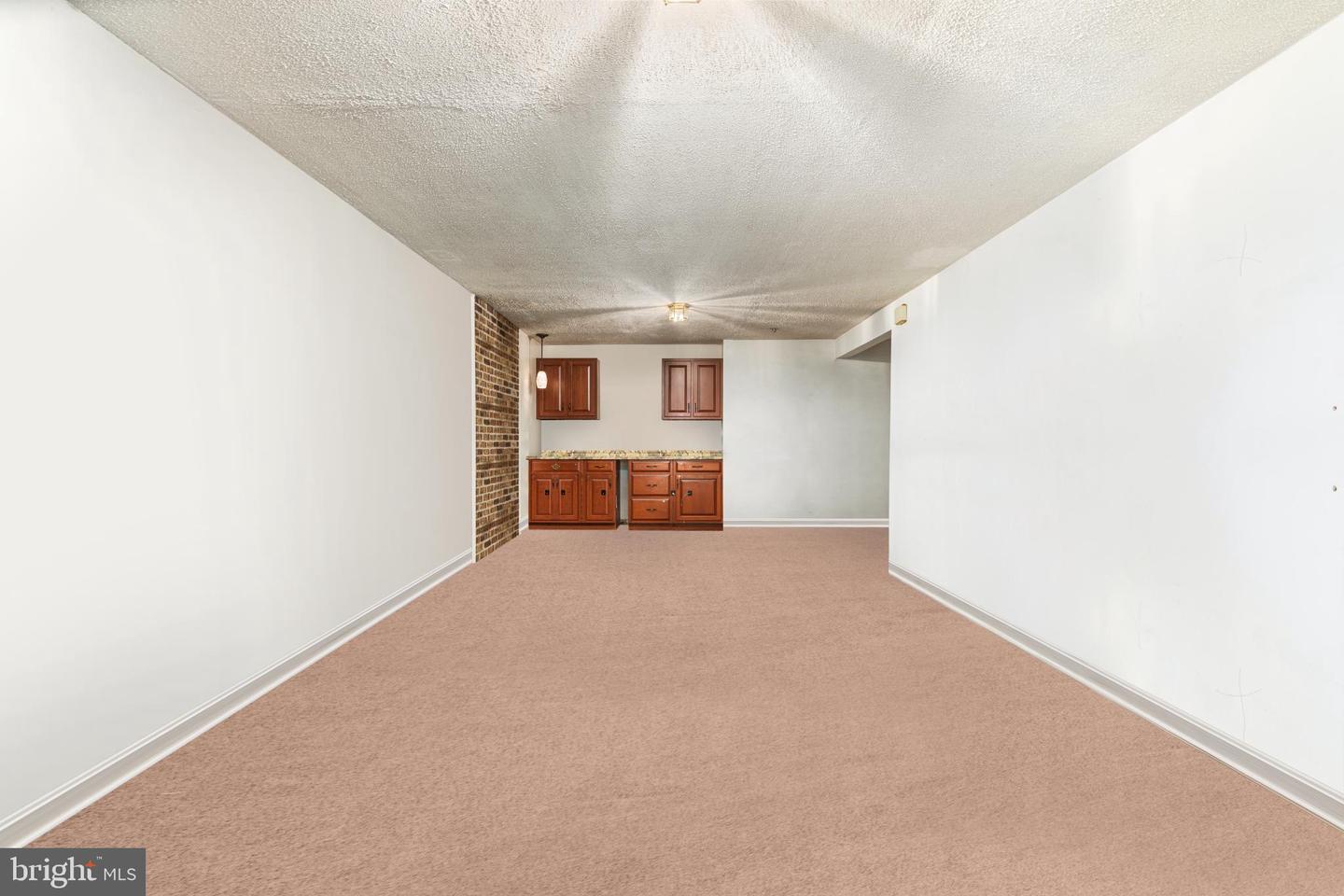 205 FAIRWAY CIR, CROSS JUNCTION, Virginia 22625, 4 Bedrooms Bedrooms, 12 Rooms Rooms,3 BathroomsBathrooms,Residential,For sale,205 FAIRWAY CIR,VAFV2036146 MLS # VAFV2036146