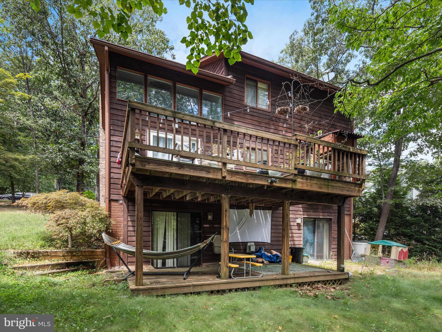 205 FAIRWAY CIR, CROSS JUNCTION, Virginia 22625, 4 Bedrooms Bedrooms, 12 Rooms Rooms,3 BathroomsBathrooms,Residential,For sale,205 FAIRWAY CIR,VAFV2036146 MLS # VAFV2036146