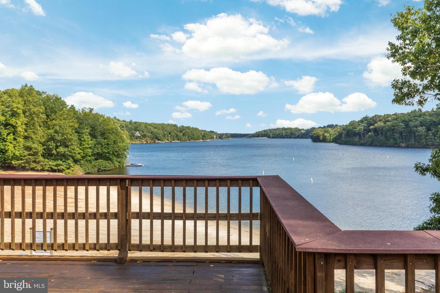 205 FAIRWAY CIR, CROSS JUNCTION, Virginia 22625, 4 Bedrooms Bedrooms, 12 Rooms Rooms,3 BathroomsBathrooms,Residential,For sale,205 FAIRWAY CIR,VAFV2036146 MLS # VAFV2036146