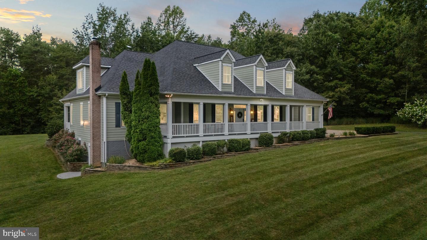 2126 PERCHERON DR, KING GEORGE, Virginia 22485, 5 Bedrooms Bedrooms, ,4 BathroomsBathrooms,Residential,For sale,2126 PERCHERON DR,VAKG2006886 MLS # VAKG2006886