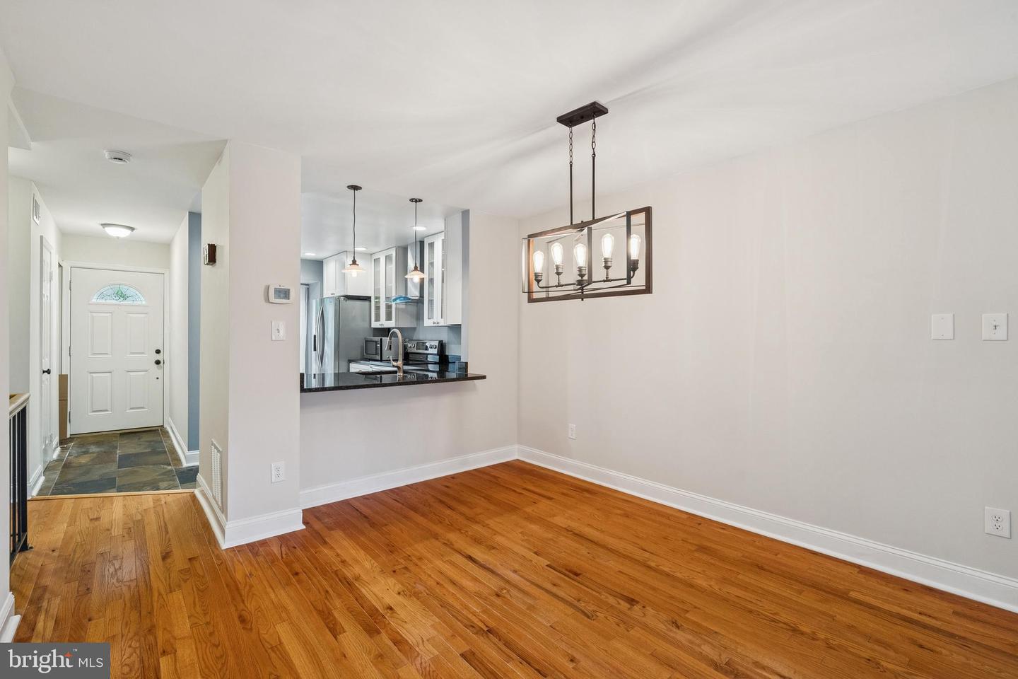 8482 SPRINGFIELD OAKS DR, SPRINGFIELD, Virginia 22153, 2 Bedrooms Bedrooms, ,2 BathroomsBathrooms,Residential,For sale,8482 SPRINGFIELD OAKS DR,VAFX2261844 MLS # VAFX2261844