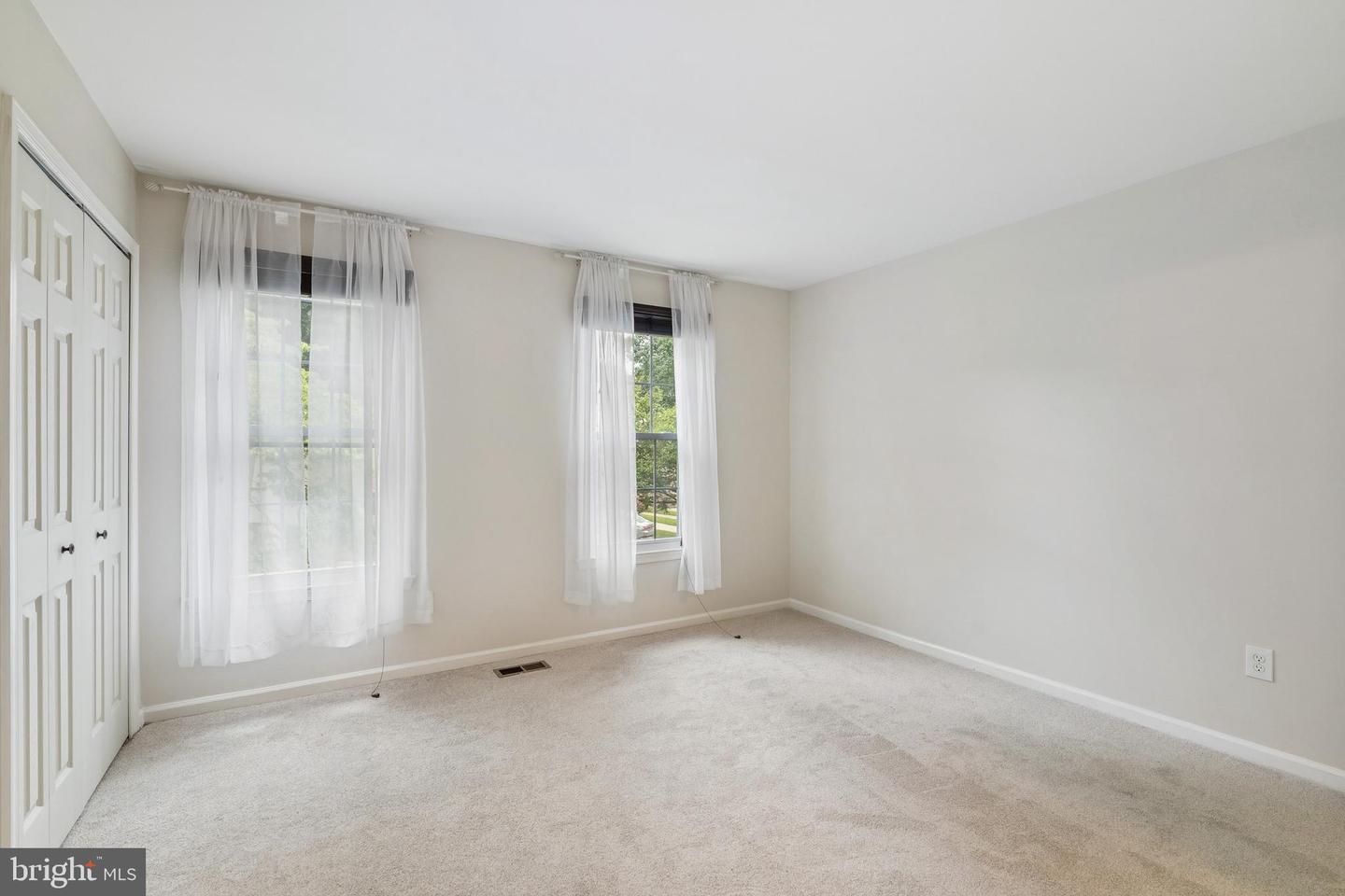 8482 SPRINGFIELD OAKS DR, SPRINGFIELD, Virginia 22153, 2 Bedrooms Bedrooms, ,2 BathroomsBathrooms,Residential,For sale,8482 SPRINGFIELD OAKS DR,VAFX2261844 MLS # VAFX2261844