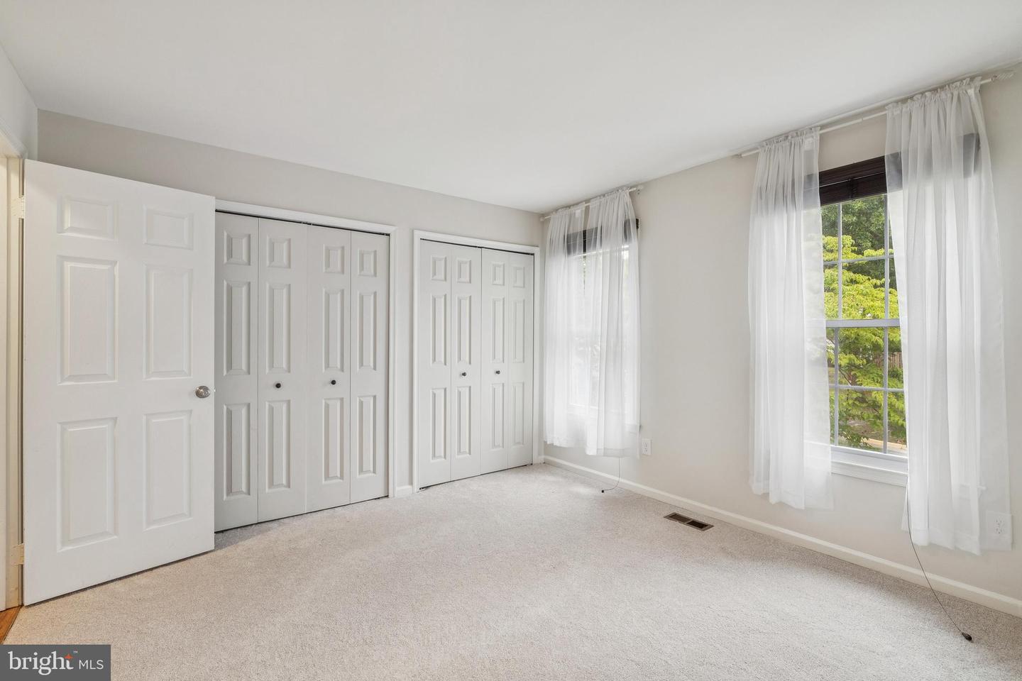 8482 SPRINGFIELD OAKS DR, SPRINGFIELD, Virginia 22153, 2 Bedrooms Bedrooms, ,2 BathroomsBathrooms,Residential,For sale,8482 SPRINGFIELD OAKS DR,VAFX2261844 MLS # VAFX2261844