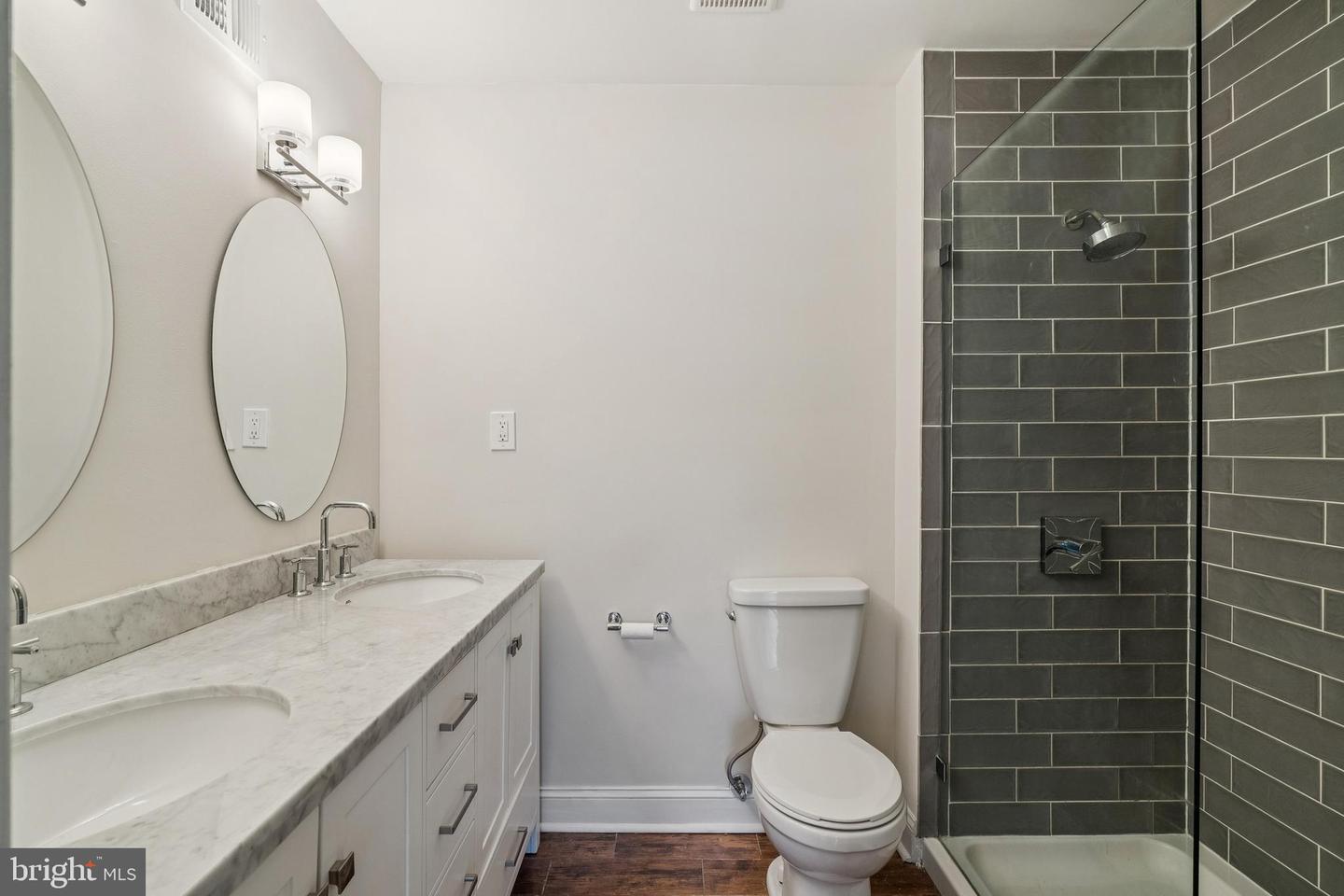 8482 SPRINGFIELD OAKS DR, SPRINGFIELD, Virginia 22153, 2 Bedrooms Bedrooms, ,2 BathroomsBathrooms,Residential,For sale,8482 SPRINGFIELD OAKS DR,VAFX2261844 MLS # VAFX2261844
