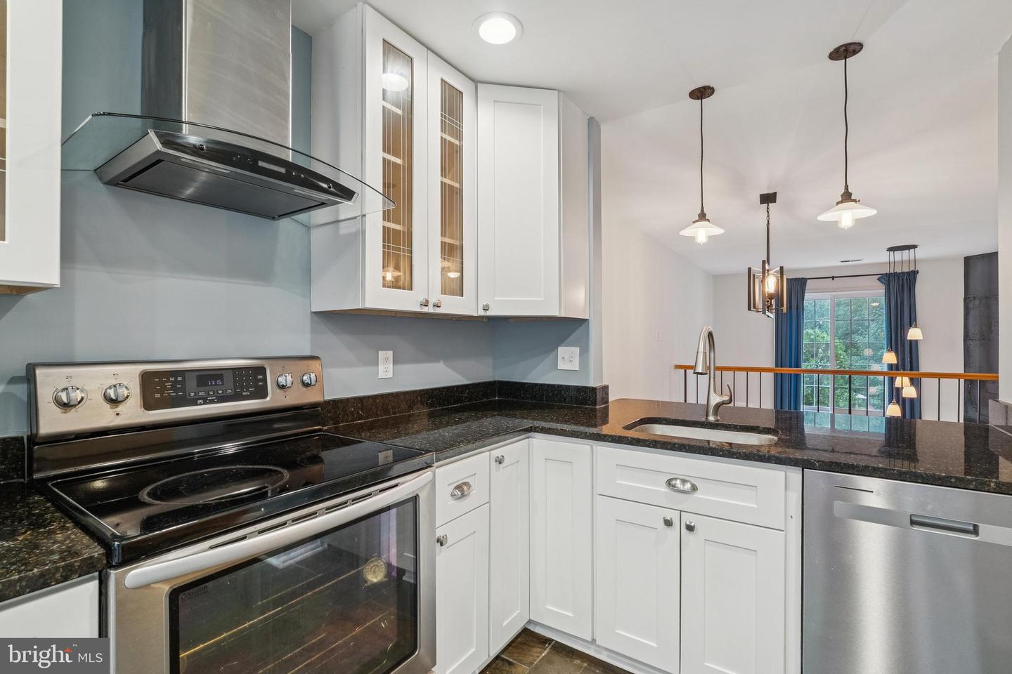 8482 SPRINGFIELD OAKS DR, SPRINGFIELD, Virginia 22153, 2 Bedrooms Bedrooms, ,2 BathroomsBathrooms,Residential,For sale,8482 SPRINGFIELD OAKS DR,VAFX2261844 MLS # VAFX2261844