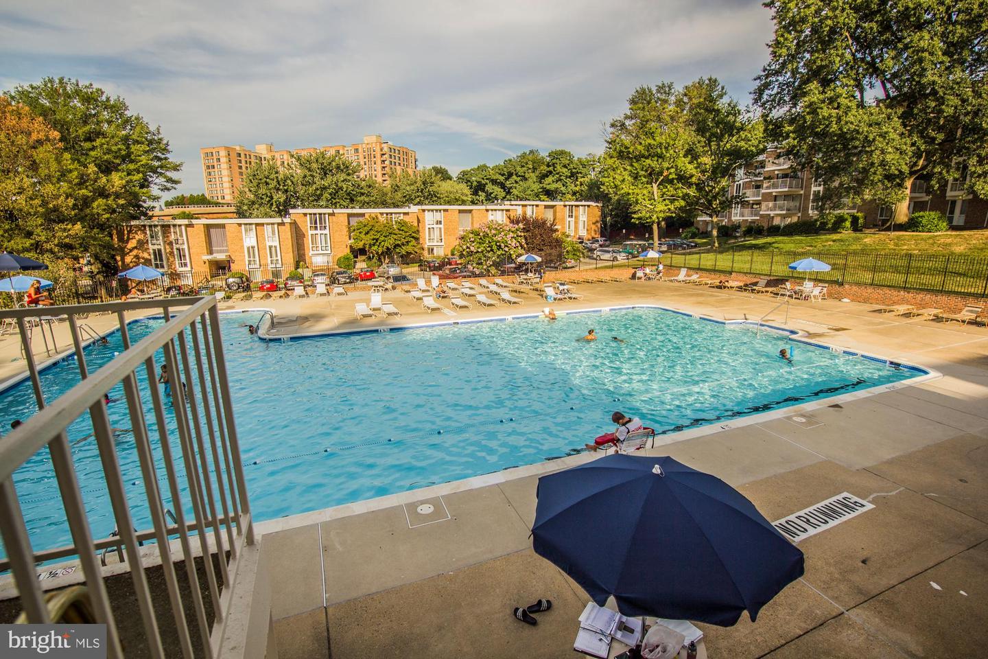 2600 INDIAN DR #2B, ALEXANDRIA, Virginia 22303, 2 Bedrooms Bedrooms, 5 Rooms Rooms,1 BathroomBathrooms,Residential,For sale,2600 INDIAN DR #2B,VAFX2261548 MLS # VAFX2261548