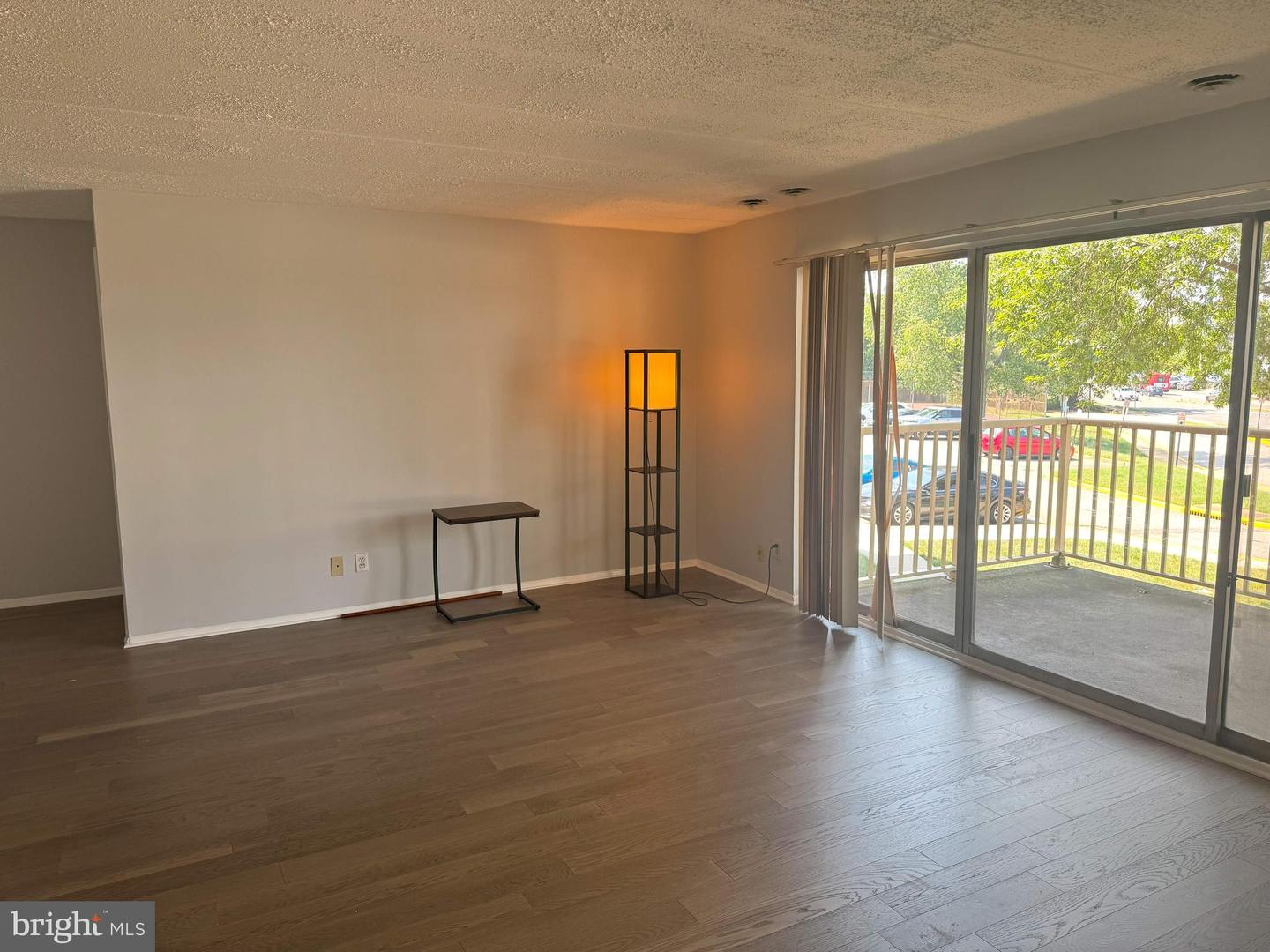 2600 INDIAN DR #2B, ALEXANDRIA, Virginia 22303, 2 Bedrooms Bedrooms, 5 Rooms Rooms,1 BathroomBathrooms,Residential,For sale,2600 INDIAN DR #2B,VAFX2261548 MLS # VAFX2261548