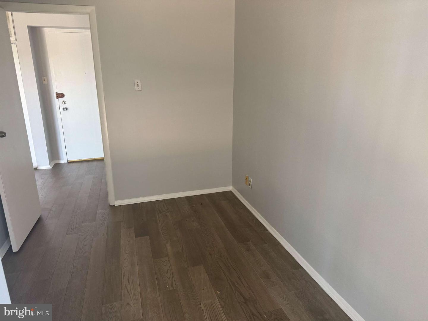 2600 INDIAN DR #2B, ALEXANDRIA, Virginia 22303, 2 Bedrooms Bedrooms, 5 Rooms Rooms,1 BathroomBathrooms,Residential,For sale,2600 INDIAN DR #2B,VAFX2261548 MLS # VAFX2261548