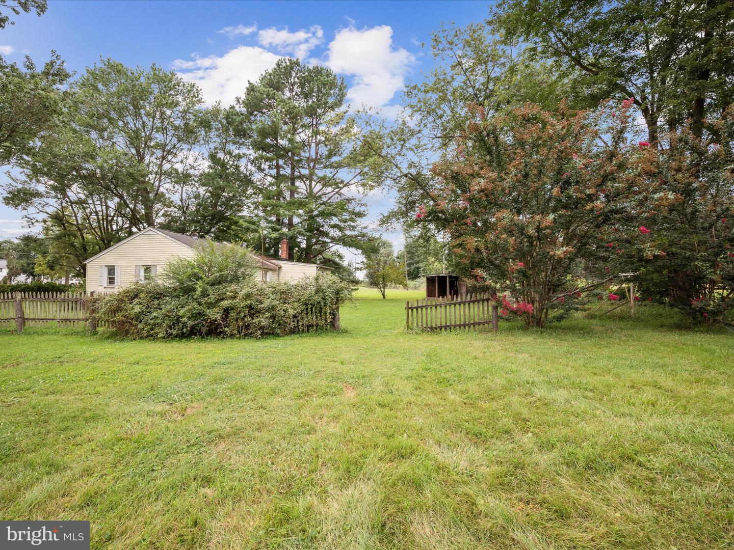 37618 LITTLE RIVER TPKE, MIDDLEBURG, Virginia 20117, 4 Bedrooms Bedrooms, ,1 BathroomBathrooms,Residential,For sale,37618 LITTLE RIVER TPKE,VALO2104642 MLS # VALO2104642