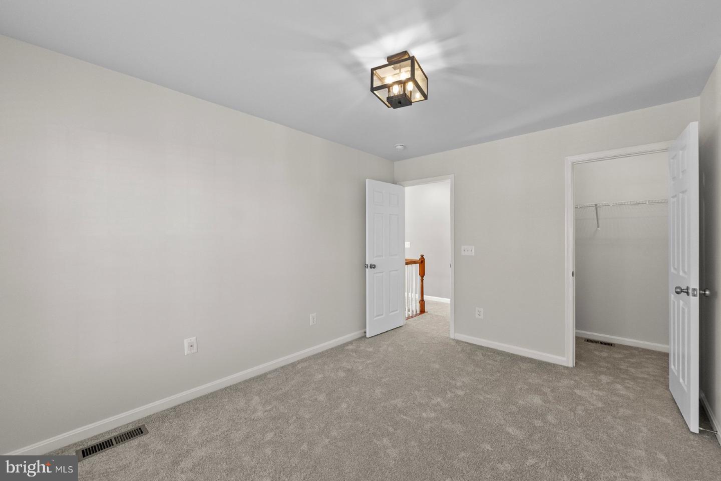 7722 YALTA WAY, GAINESVILLE, Virginia 20155, 4 Bedrooms Bedrooms, 11 Rooms Rooms,3 BathroomsBathrooms,Residential,For sale,7722 YALTA WAY,VAPW2101606 MLS # VAPW2101606