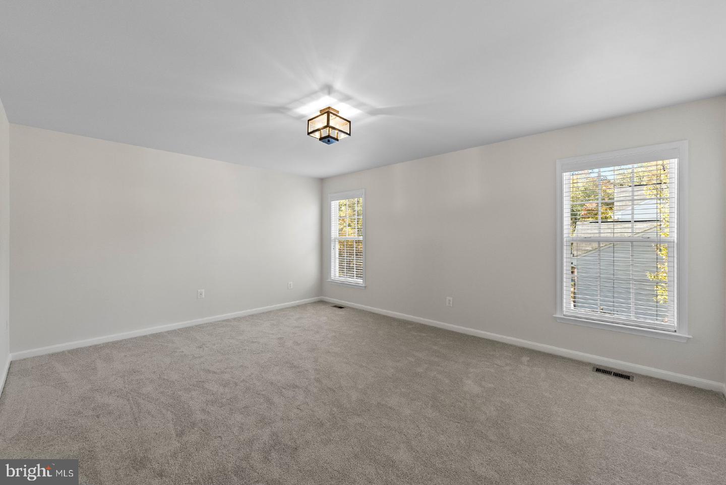 7722 YALTA WAY, GAINESVILLE, Virginia 20155, 4 Bedrooms Bedrooms, 11 Rooms Rooms,3 BathroomsBathrooms,Residential,For sale,7722 YALTA WAY,VAPW2101606 MLS # VAPW2101606