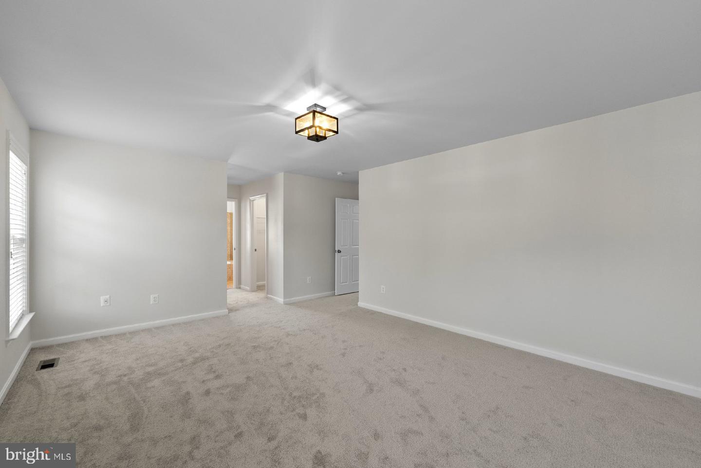 7722 YALTA WAY, GAINESVILLE, Virginia 20155, 4 Bedrooms Bedrooms, 11 Rooms Rooms,3 BathroomsBathrooms,Residential,For sale,7722 YALTA WAY,VAPW2101606 MLS # VAPW2101606