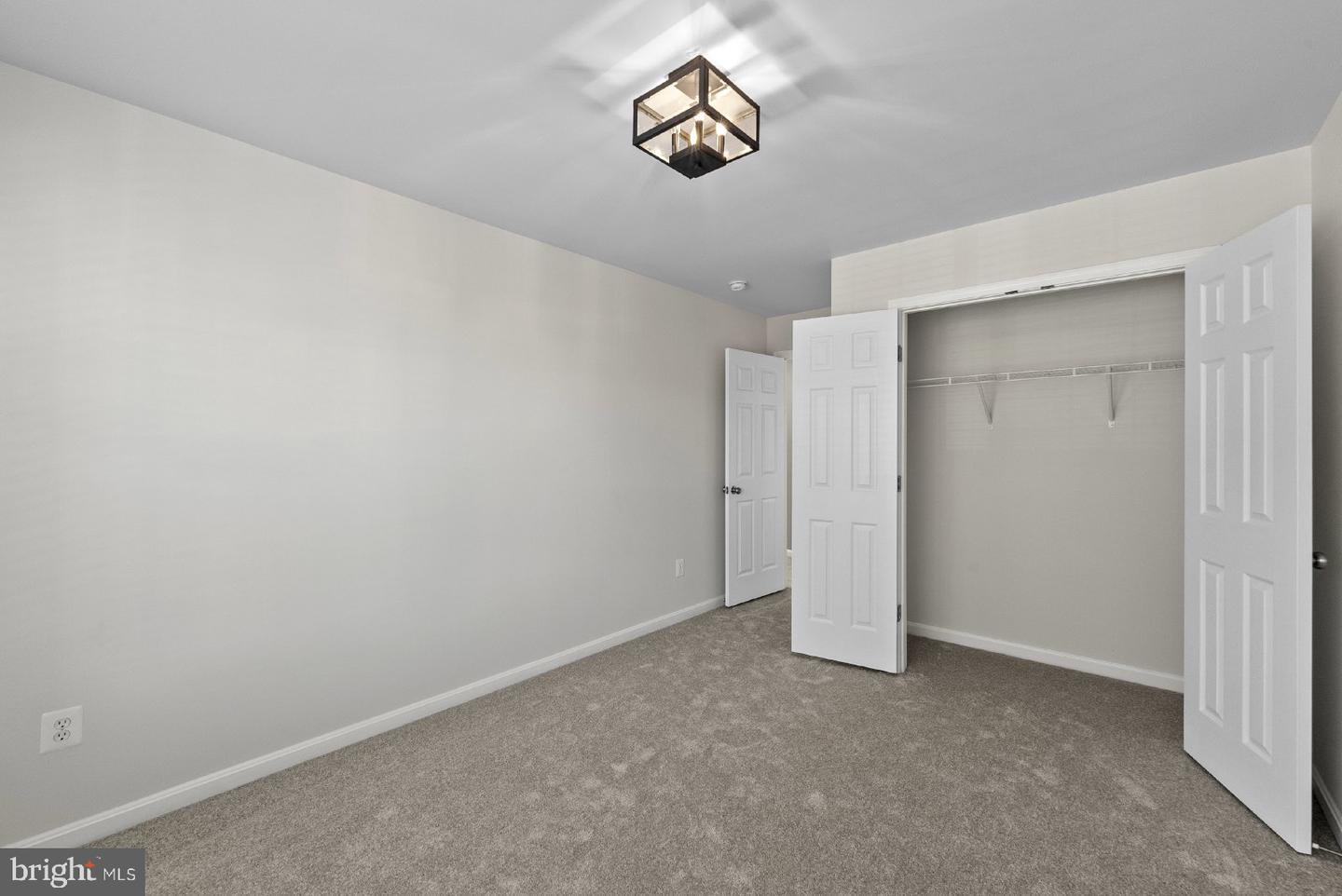 7722 YALTA WAY, GAINESVILLE, Virginia 20155, 4 Bedrooms Bedrooms, 11 Rooms Rooms,3 BathroomsBathrooms,Residential,For sale,7722 YALTA WAY,VAPW2101606 MLS # VAPW2101606