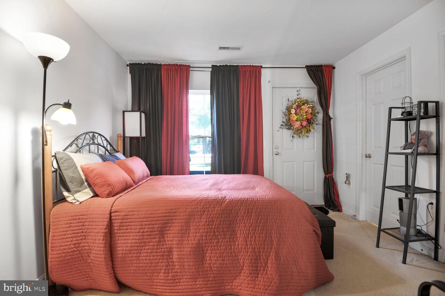 23004 FONTWELL SQ #508, STERLING, Virginia 20166, 3 Bedrooms Bedrooms, 8 Rooms Rooms,3 BathroomsBathrooms,Residential,For sale,23004 FONTWELL SQ #508,VALO2104656 MLS # VALO2104656