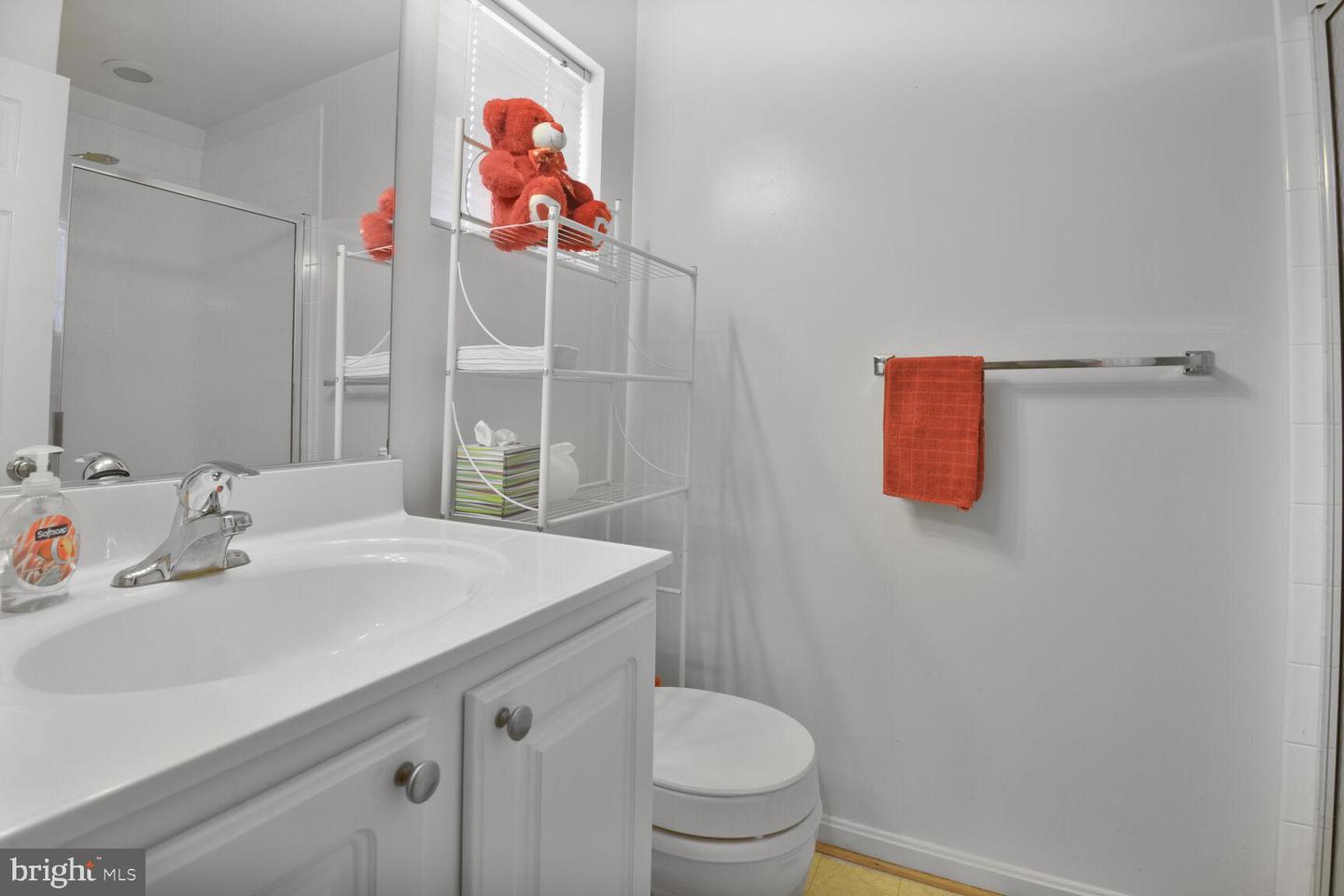 23004 FONTWELL SQ #508, STERLING, Virginia 20166, 3 Bedrooms Bedrooms, 8 Rooms Rooms,3 BathroomsBathrooms,Residential,For sale,23004 FONTWELL SQ #508,VALO2104656 MLS # VALO2104656