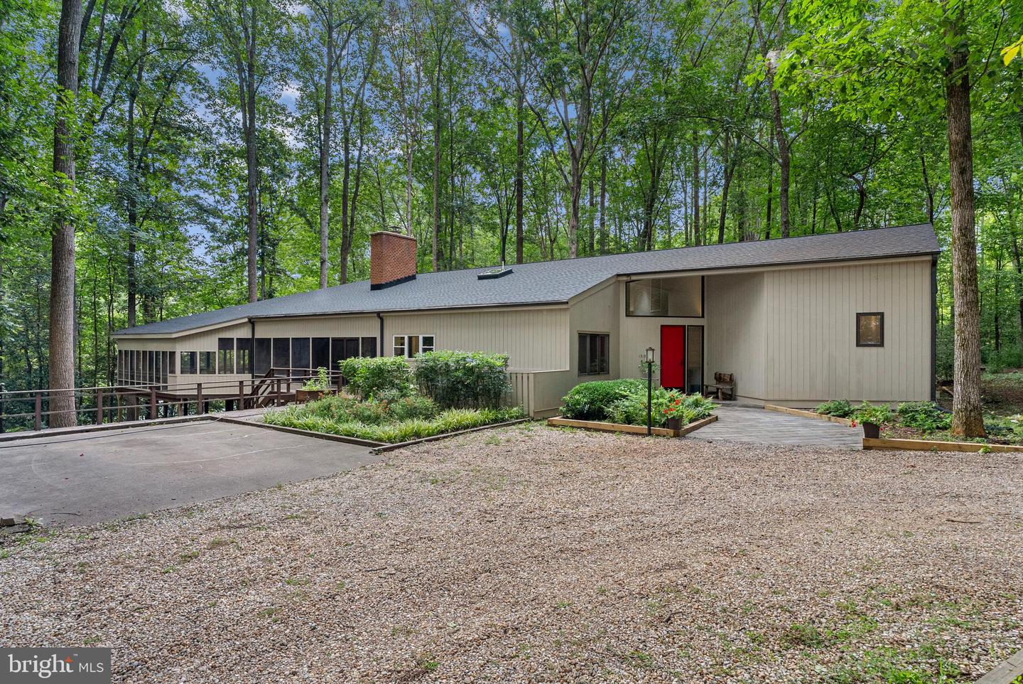 1318 SWIFT CREEK LN, MANAKIN SABOT, Virginia 23103, 6 Bedrooms Bedrooms, ,5 BathroomsBathrooms,Residential,For sale,1318 SWIFT CREEK LN,VAGO2000388 MLS # VAGO2000388