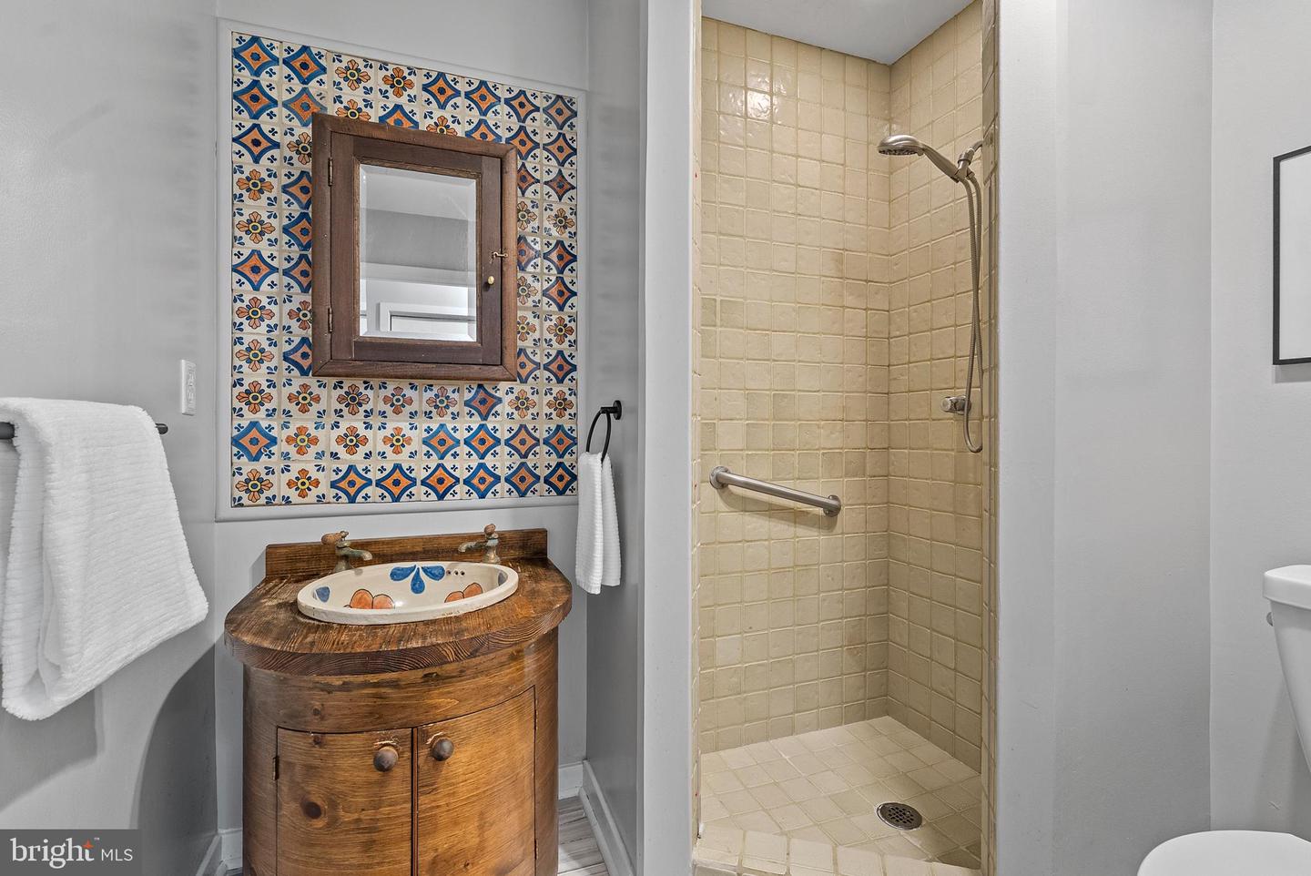 1318 SWIFT CREEK LN, MANAKIN SABOT, Virginia 23103, 6 Bedrooms Bedrooms, ,5 BathroomsBathrooms,Residential,For sale,1318 SWIFT CREEK LN,VAGO2000388 MLS # VAGO2000388