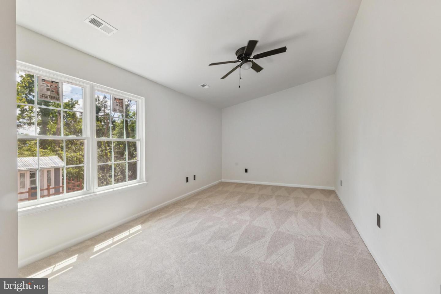 12977 HAMPTON FOREST, FAIRFAX, Virginia 22030, 4 Bedrooms Bedrooms, 8 Rooms Rooms,3 BathroomsBathrooms,Residential,For sale,12977 HAMPTON FOREST,VAFX2261634 MLS # VAFX2261634