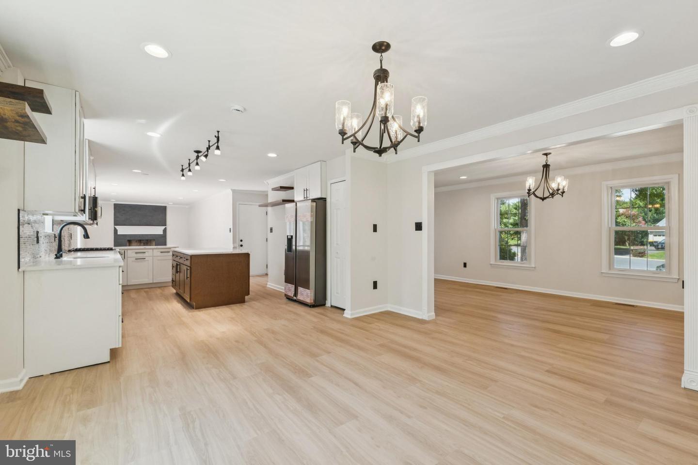 12977 HAMPTON FOREST, FAIRFAX, Virginia 22030, 4 Bedrooms Bedrooms, 8 Rooms Rooms,3 BathroomsBathrooms,Residential,For sale,12977 HAMPTON FOREST,VAFX2261634 MLS # VAFX2261634