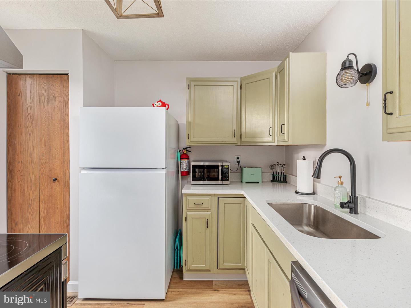 475-A KING ST #13A, BASYE, Virginia 22810, 4 Bedrooms Bedrooms, 13 Rooms Rooms,4 BathroomsBathrooms,Residential,For sale,475-A KING ST #13A,VASH2012250 MLS # VASH2012250