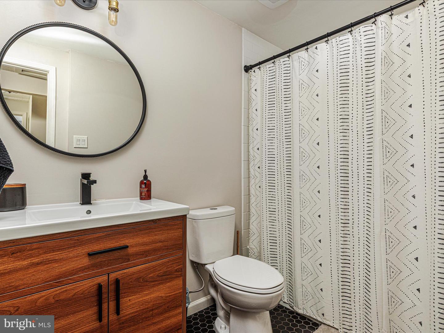 475-A KING ST #13A, BASYE, Virginia 22810, 4 Bedrooms Bedrooms, 13 Rooms Rooms,4 BathroomsBathrooms,Residential,For sale,475-A KING ST #13A,VASH2012250 MLS # VASH2012250
