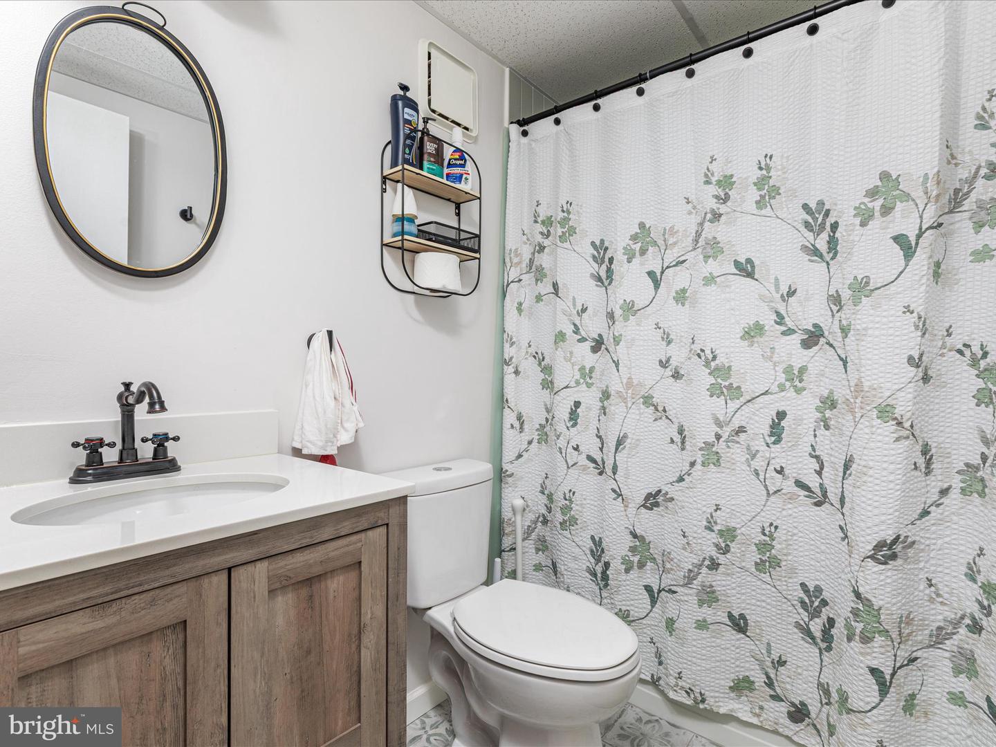 475-A KING ST #13A, BASYE, Virginia 22810, 4 Bedrooms Bedrooms, 13 Rooms Rooms,4 BathroomsBathrooms,Residential,For sale,475-A KING ST #13A,VASH2012250 MLS # VASH2012250