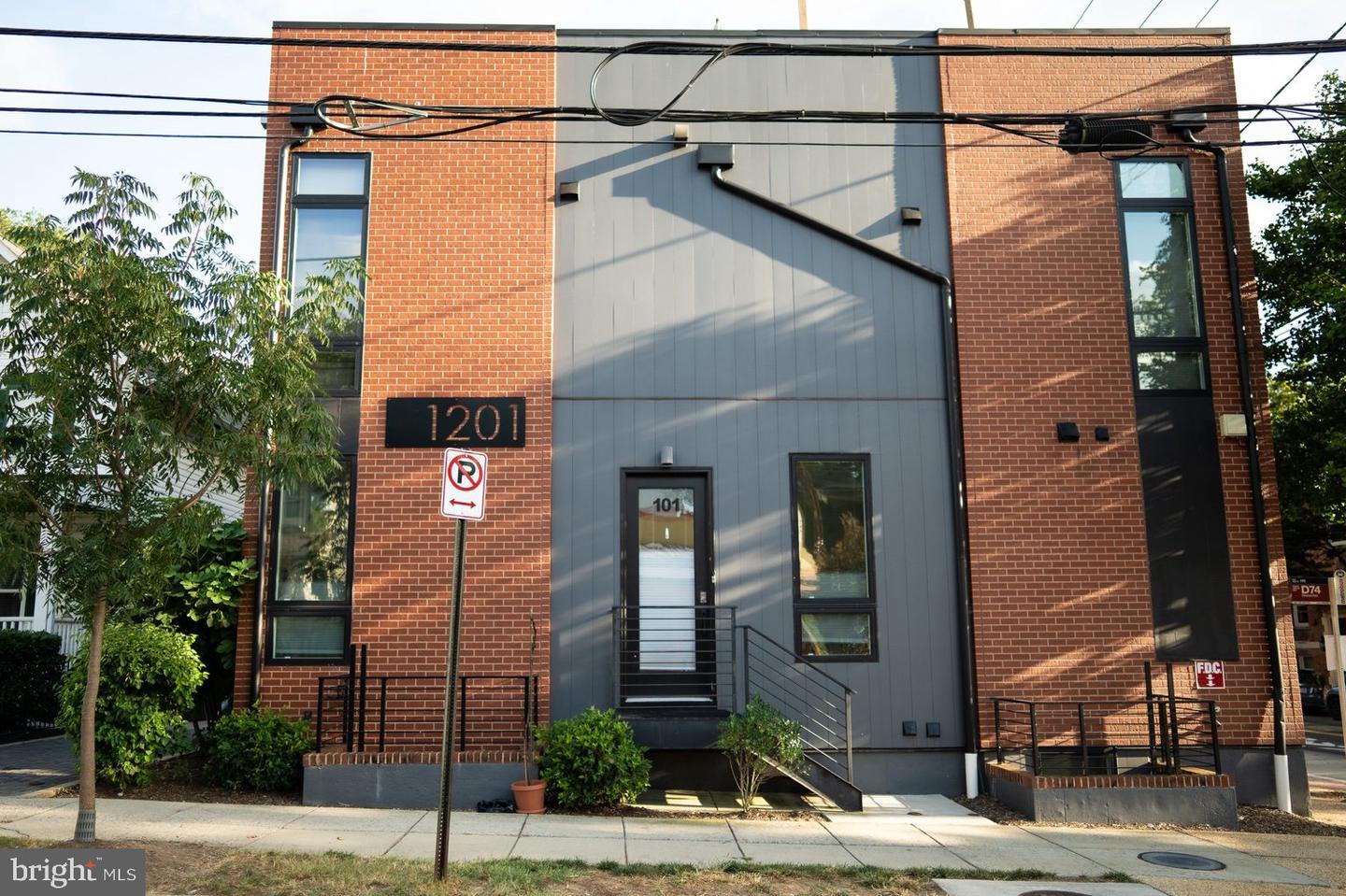 1201 KEARNY ST NE #101, WASHINGTON, District Of Columbia 20017, 2 Bedrooms Bedrooms, ,2 BathroomsBathrooms,Residential,For sale,1201 KEARNY ST NE #101,DCDC2215454 MLS # DCDC2215454