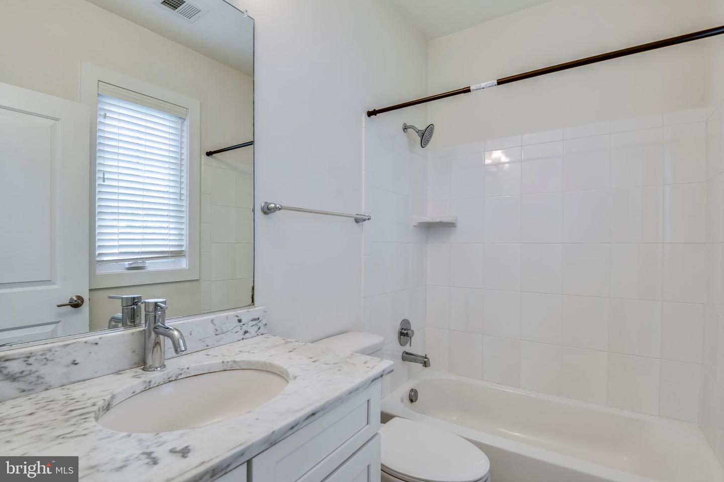 6665 FAYETTE ST, HAYMARKET, Virginia 20169, 4 Bedrooms Bedrooms, ,4 BathroomsBathrooms,Residential,For sale,6665 FAYETTE ST,VAPW2101644 MLS # VAPW2101644