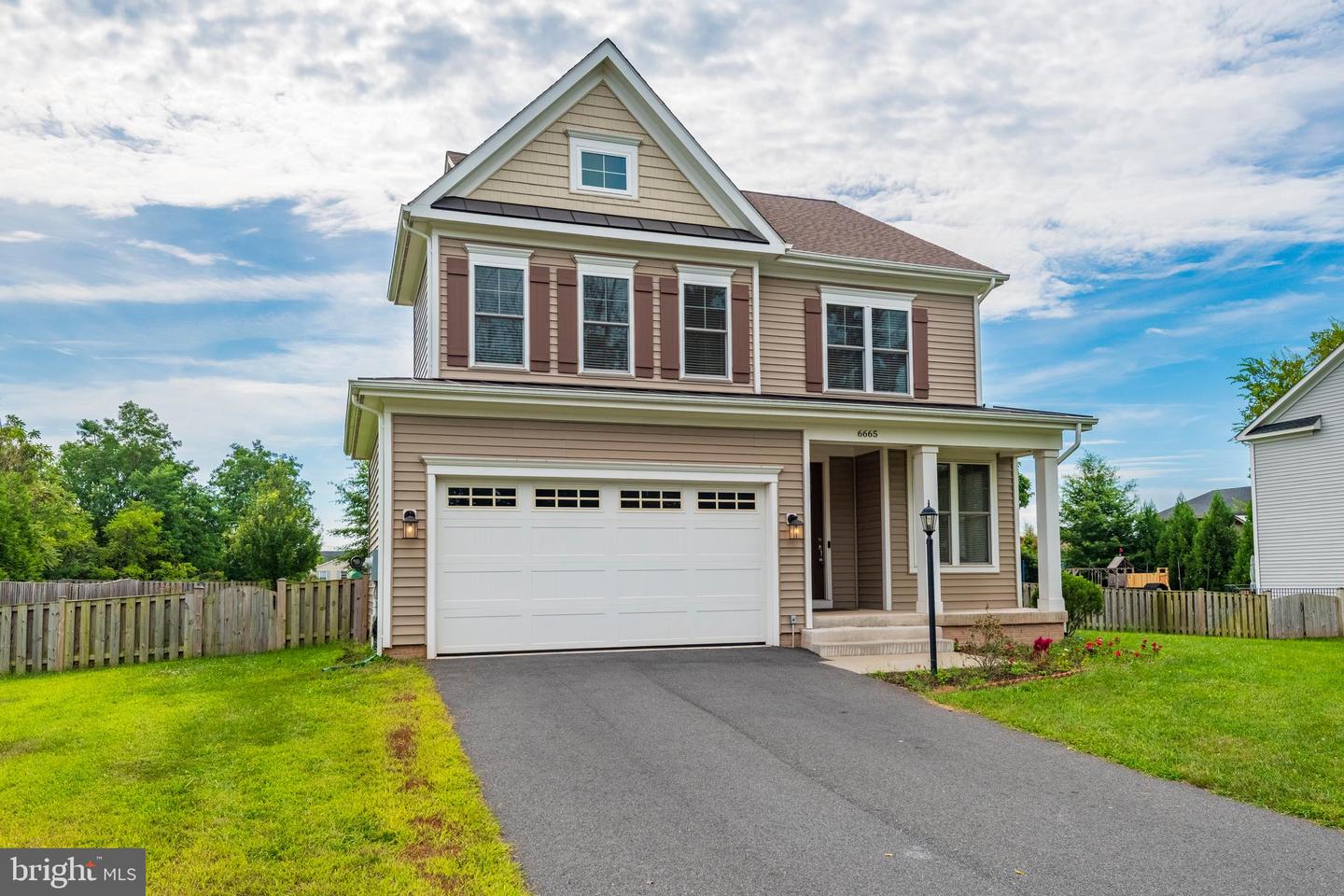 6665 FAYETTE ST, HAYMARKET, Virginia 20169, 4 Bedrooms Bedrooms, ,4 BathroomsBathrooms,Residential,For sale,6665 FAYETTE ST,VAPW2101644 MLS # VAPW2101644