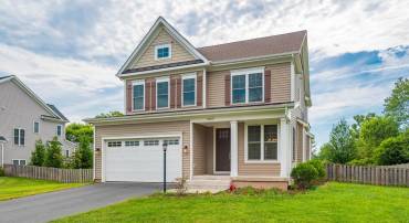 6665 FAYETTE ST, HAYMARKET, Virginia 20169, 4 Bedrooms Bedrooms, ,4 BathroomsBathrooms,Residential,For sale,6665 FAYETTE ST,VAPW2101644 MLS # VAPW2101644
