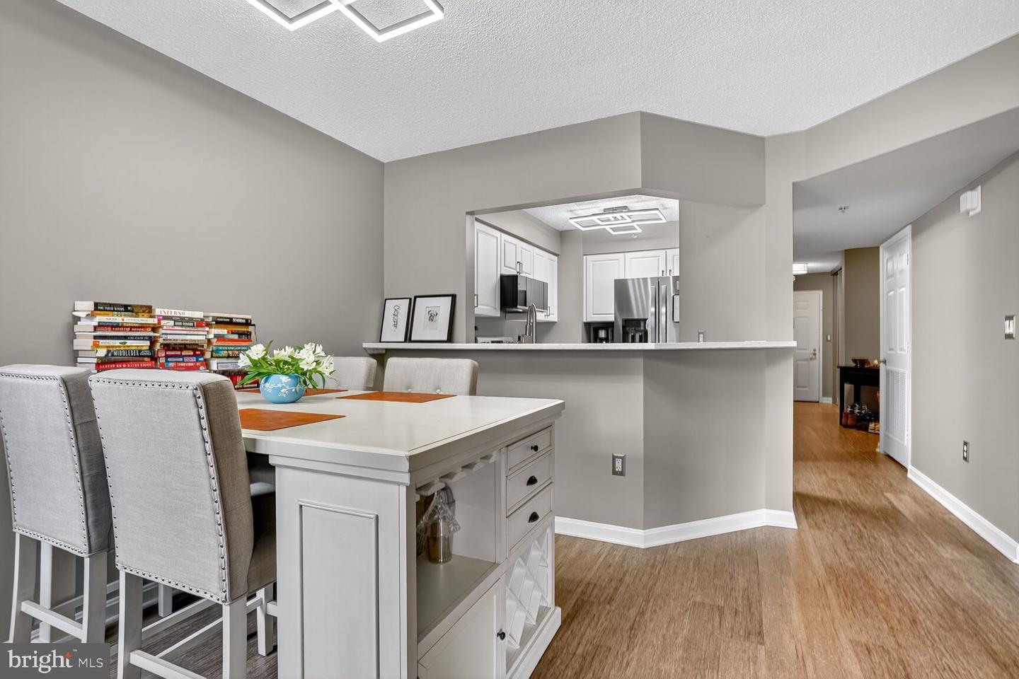 2121 JAMIESON AVE #1208, ALEXANDRIA, Virginia 22314, 2 Bedrooms Bedrooms, ,2 BathroomsBathrooms,Residential,For sale,2121 JAMIESON AVE #1208,VAAX2048686 MLS # VAAX2048686