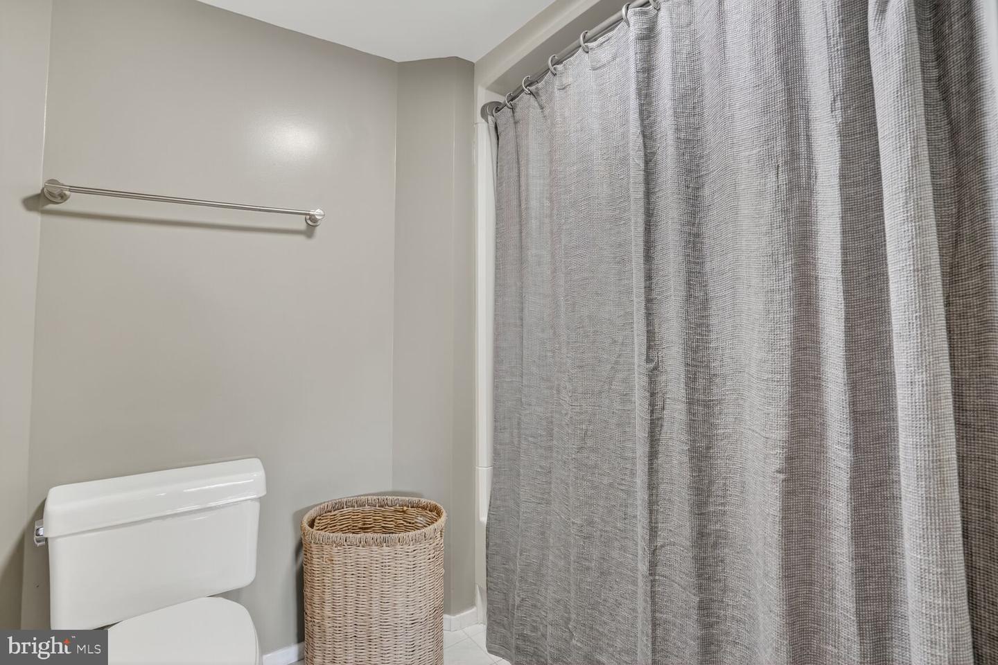 2121 JAMIESON AVE #1208, ALEXANDRIA, Virginia 22314, 2 Bedrooms Bedrooms, ,2 BathroomsBathrooms,Residential,For sale,2121 JAMIESON AVE #1208,VAAX2048686 MLS # VAAX2048686