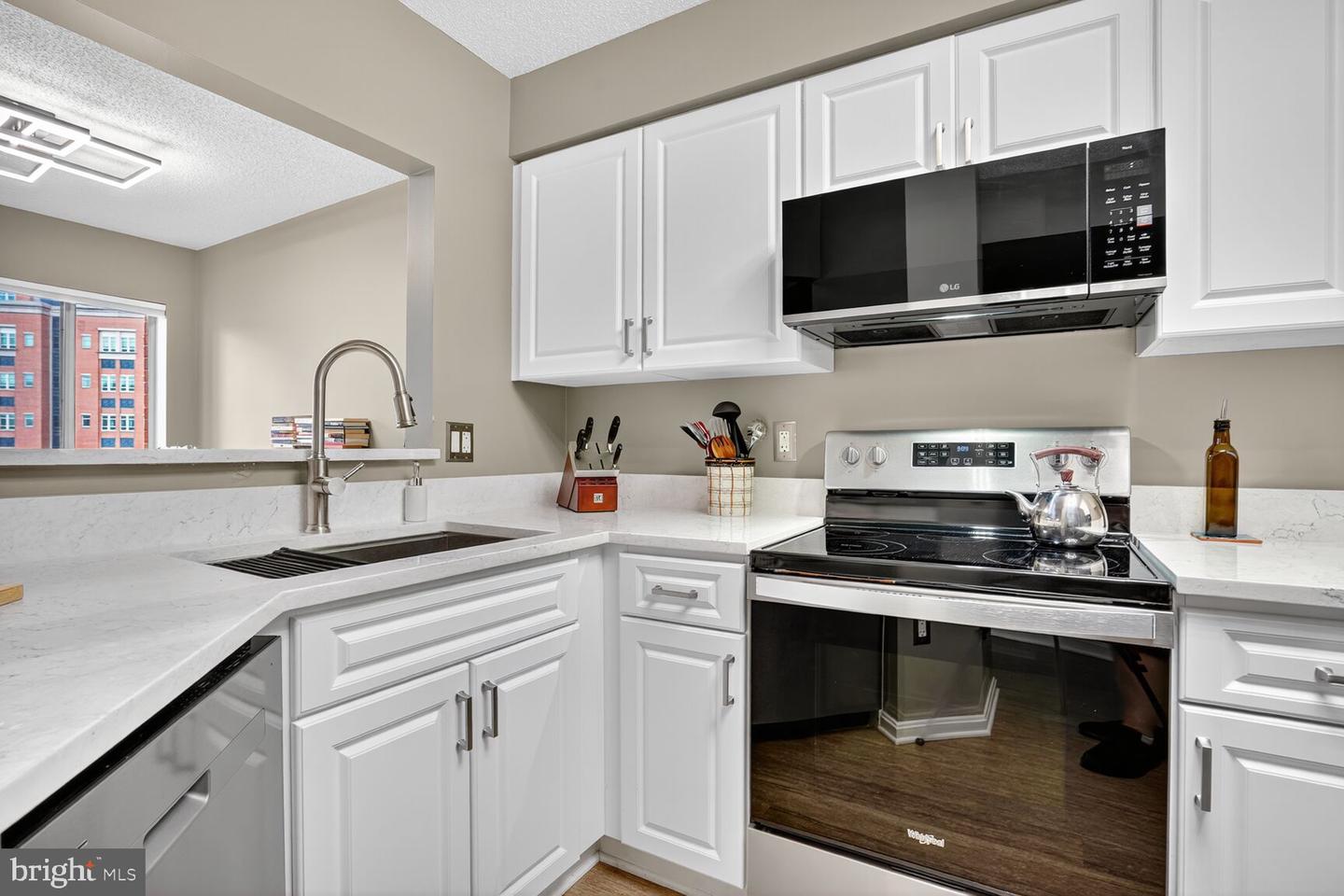 2121 JAMIESON AVE #1208, ALEXANDRIA, Virginia 22314, 2 Bedrooms Bedrooms, ,2 BathroomsBathrooms,Residential,For sale,2121 JAMIESON AVE #1208,VAAX2048686 MLS # VAAX2048686