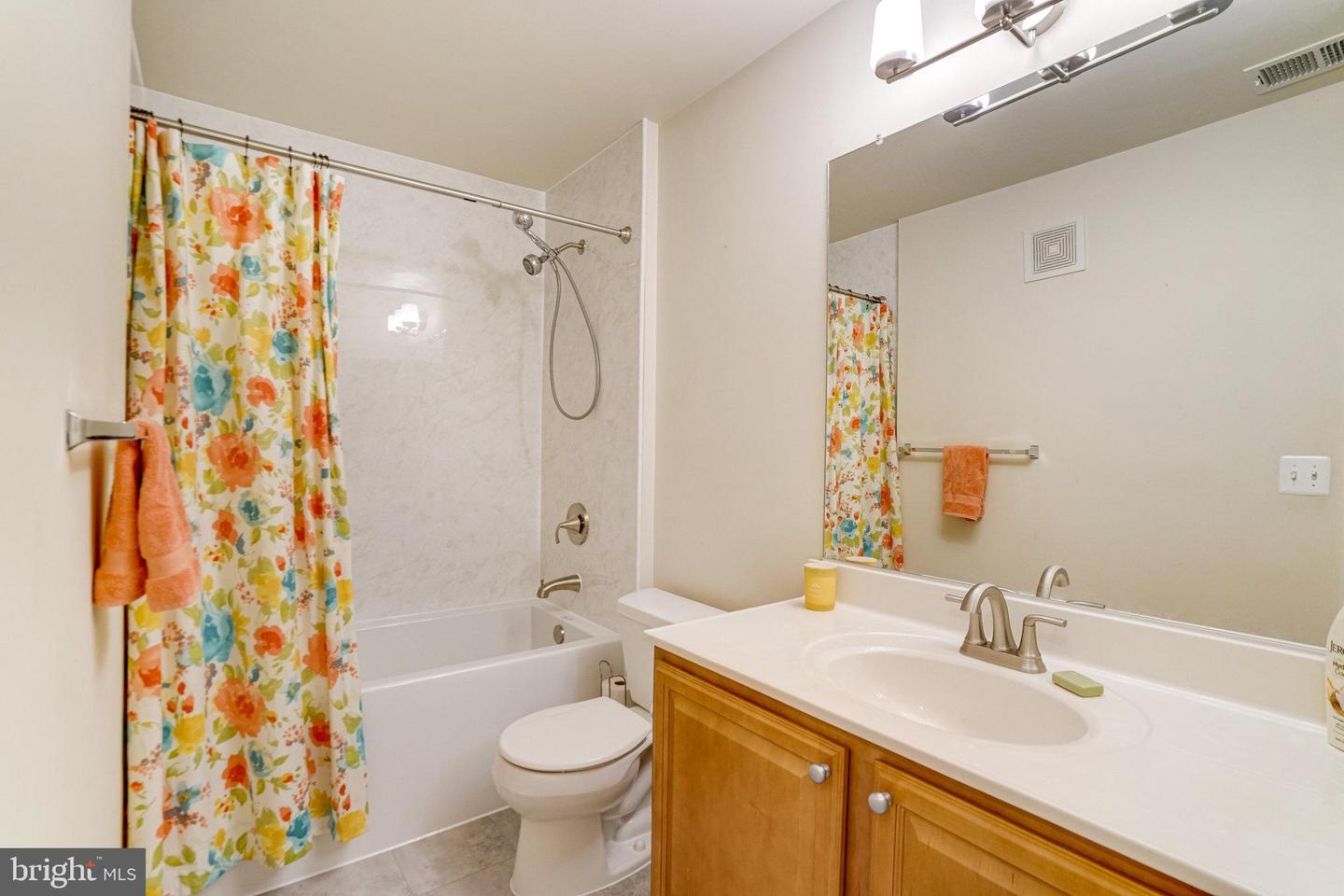 8975 HARROVER PL #75A, LORTON, Virginia 22079, 3 Bedrooms Bedrooms, ,2 BathroomsBathrooms,Residential,For sale,8975 HARROVER PL #75A,VAFX2261764 MLS # VAFX2261764