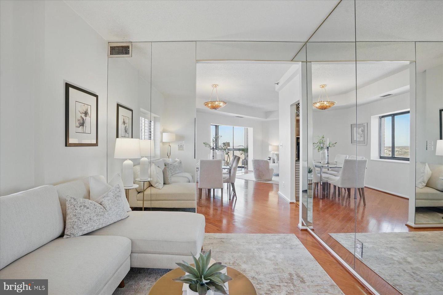 900 N STAFFORD ST N #2632, ARLINGTON, Virginia 22203, 2 Bedrooms Bedrooms, 11 Rooms Rooms,2 BathroomsBathrooms,Residential,For sale,900 N STAFFORD ST N #2632,VAAR2062386 MLS # VAAR2062386