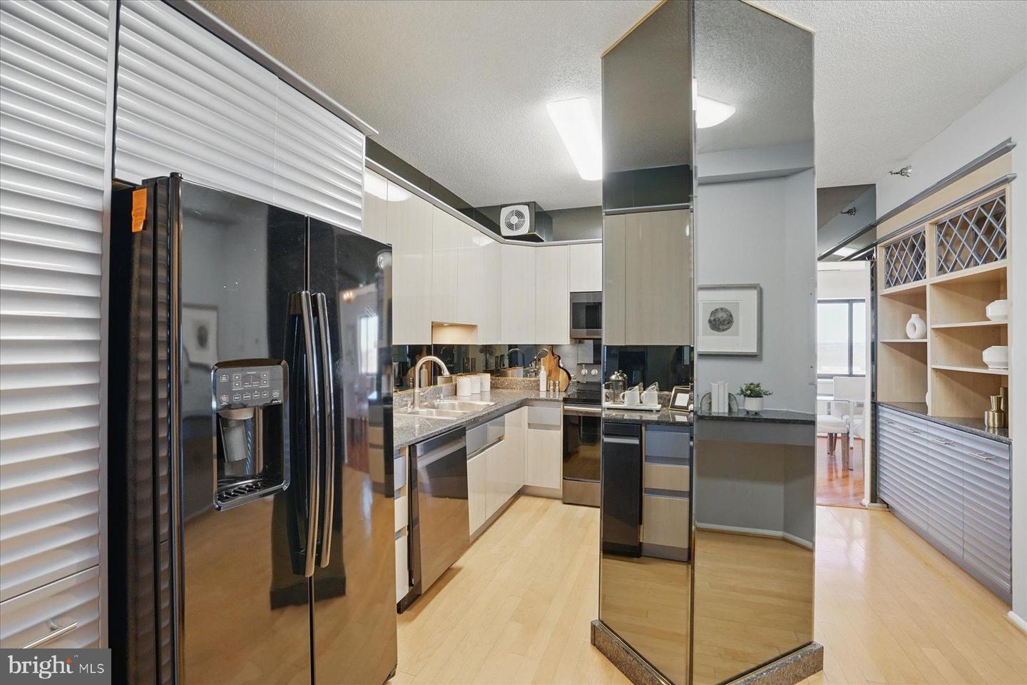 900 N STAFFORD ST N #2632, ARLINGTON, Virginia 22203, 2 Bedrooms Bedrooms, 11 Rooms Rooms,2 BathroomsBathrooms,Residential,For sale,900 N STAFFORD ST N #2632,VAAR2062386 MLS # VAAR2062386