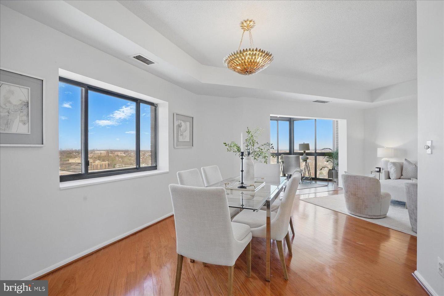 900 N STAFFORD ST N #2632, ARLINGTON, Virginia 22203, 2 Bedrooms Bedrooms, 11 Rooms Rooms,2 BathroomsBathrooms,Residential,For sale,900 N STAFFORD ST N #2632,VAAR2062386 MLS # VAAR2062386