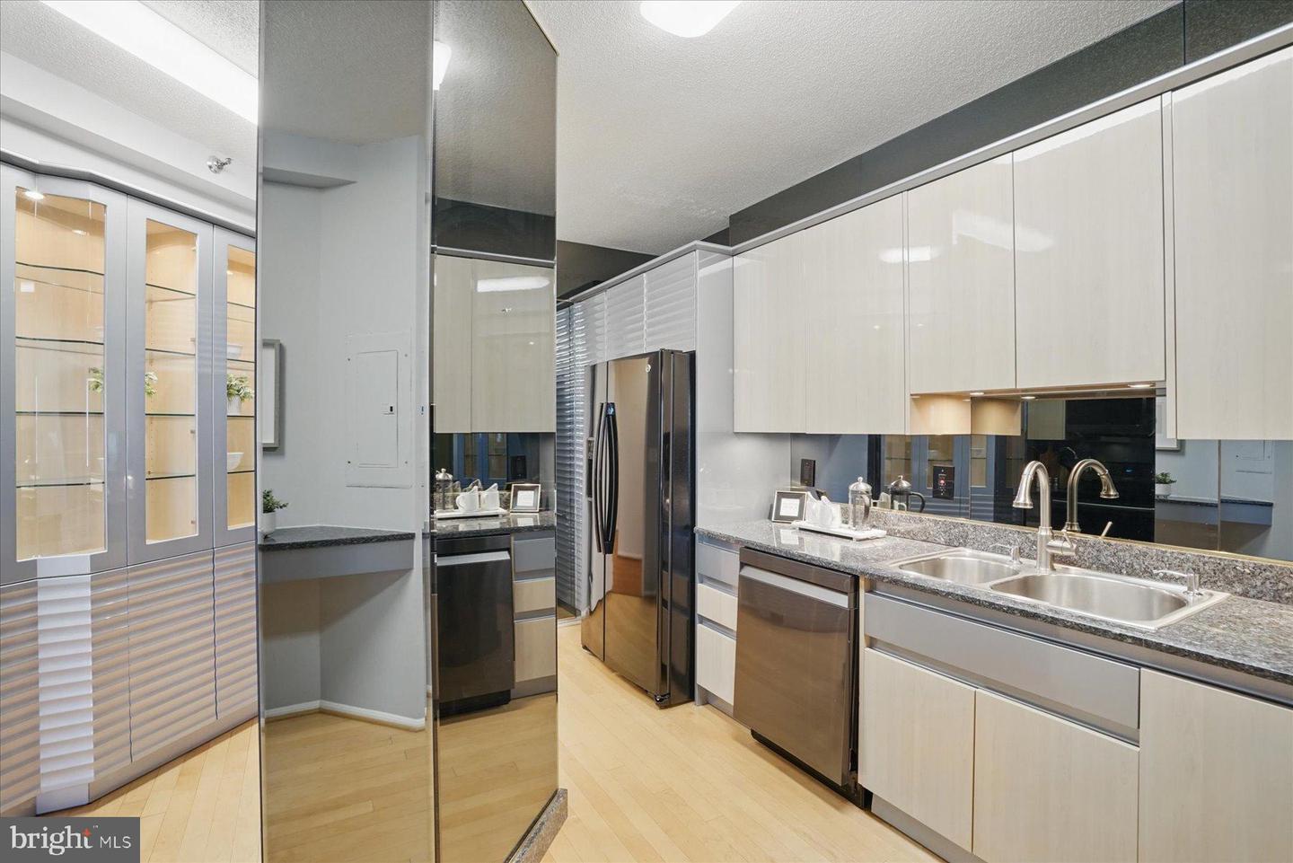900 N STAFFORD ST N #2632, ARLINGTON, Virginia 22203, 2 Bedrooms Bedrooms, 11 Rooms Rooms,2 BathroomsBathrooms,Residential,For sale,900 N STAFFORD ST N #2632,VAAR2062386 MLS # VAAR2062386