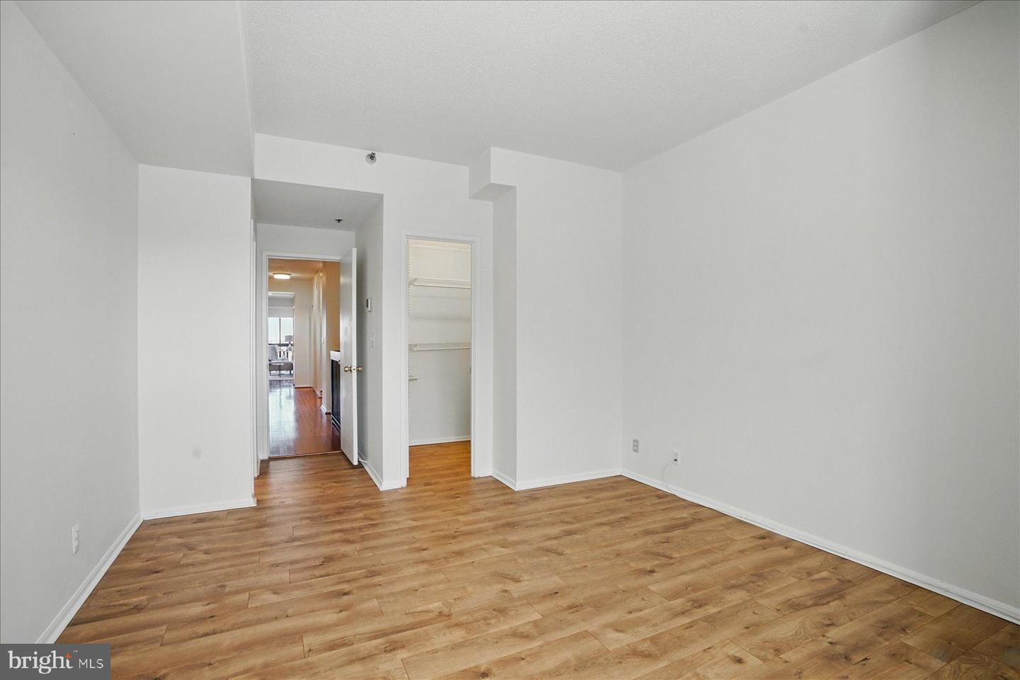 900 N STAFFORD ST N #2632, ARLINGTON, Virginia 22203, 2 Bedrooms Bedrooms, 11 Rooms Rooms,2 BathroomsBathrooms,Residential,For sale,900 N STAFFORD ST N #2632,VAAR2062386 MLS # VAAR2062386