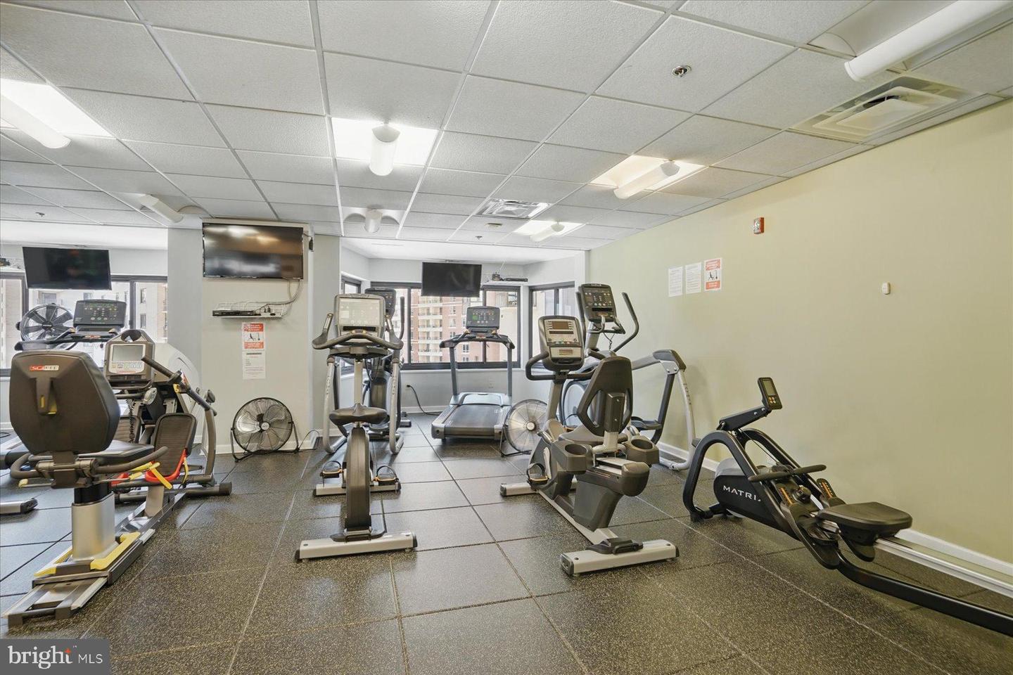 900 N STAFFORD ST N #2632, ARLINGTON, Virginia 22203, 2 Bedrooms Bedrooms, 11 Rooms Rooms,2 BathroomsBathrooms,Residential,For sale,900 N STAFFORD ST N #2632,VAAR2062386 MLS # VAAR2062386