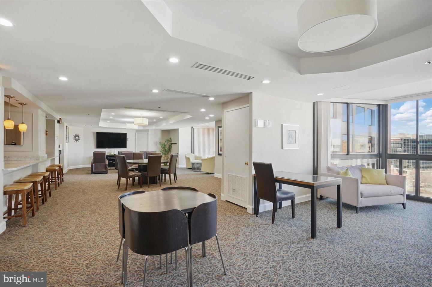 900 N STAFFORD ST N #2632, ARLINGTON, Virginia 22203, 2 Bedrooms Bedrooms, 11 Rooms Rooms,2 BathroomsBathrooms,Residential,For sale,900 N STAFFORD ST N #2632,VAAR2062386 MLS # VAAR2062386
