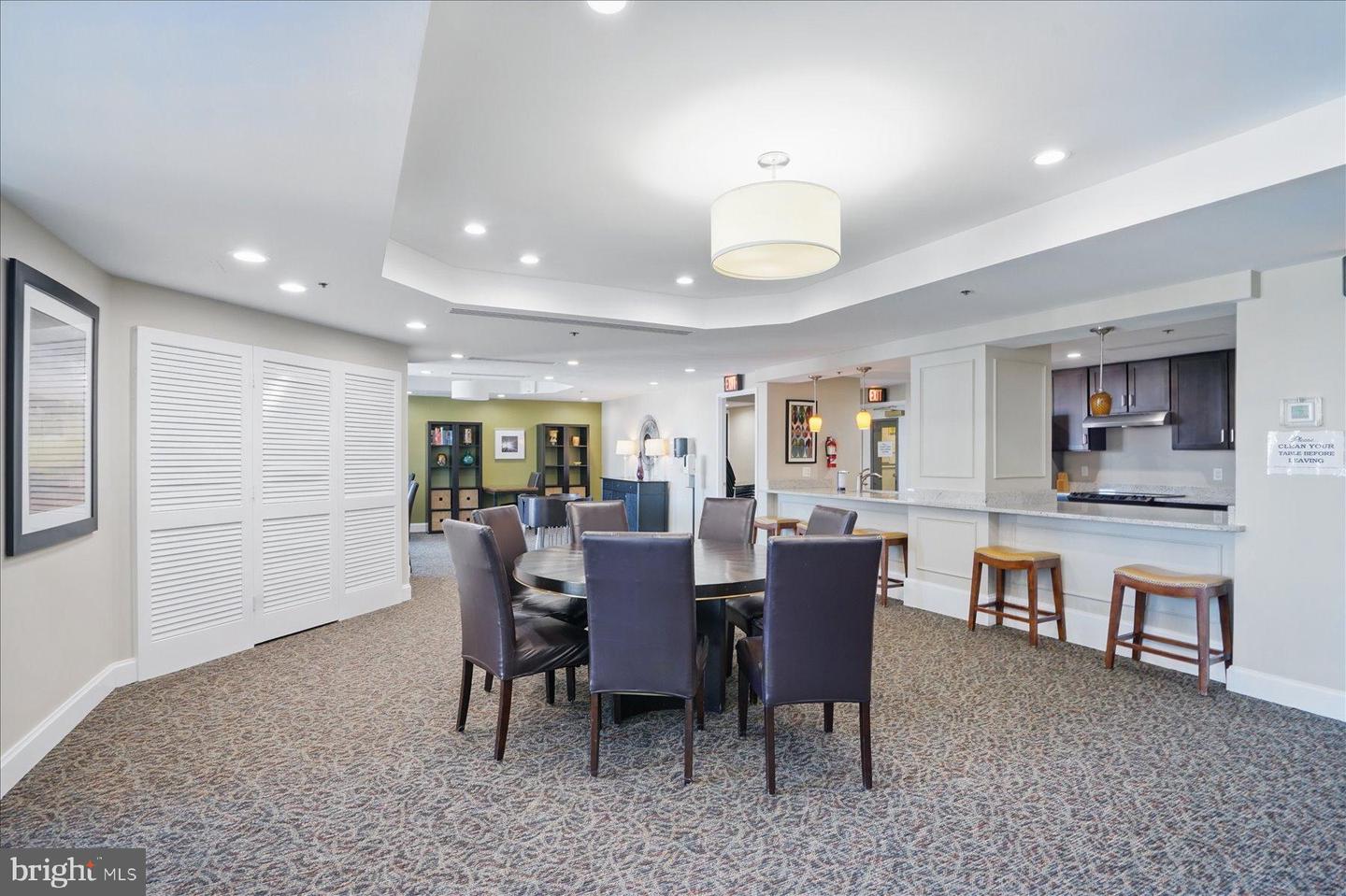 900 N STAFFORD ST N #2632, ARLINGTON, Virginia 22203, 2 Bedrooms Bedrooms, 11 Rooms Rooms,2 BathroomsBathrooms,Residential,For sale,900 N STAFFORD ST N #2632,VAAR2062386 MLS # VAAR2062386
