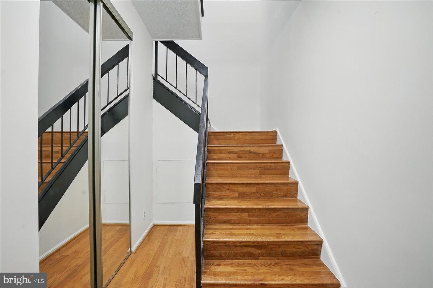 900 N STAFFORD ST N #2632, ARLINGTON, Virginia 22203, 2 Bedrooms Bedrooms, 11 Rooms Rooms,2 BathroomsBathrooms,Residential,For sale,900 N STAFFORD ST N #2632,VAAR2062386 MLS # VAAR2062386