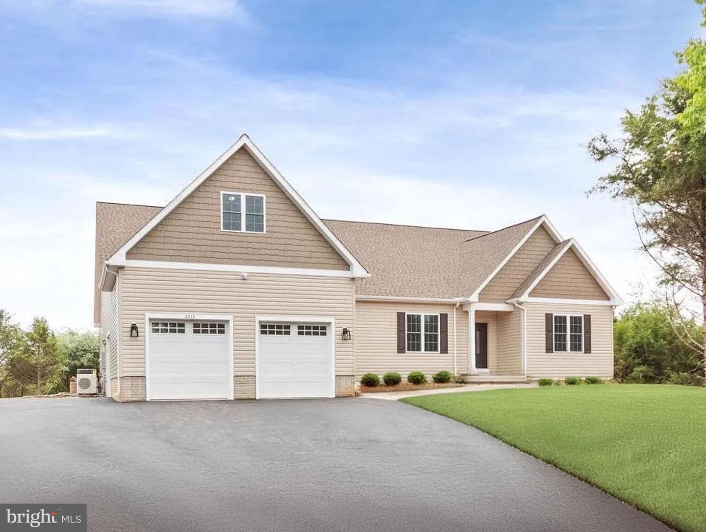 2012 DOZER LN, CATLETT, Virginia 20119, 4 Bedrooms Bedrooms, 7 Rooms Rooms,3 BathroomsBathrooms,Residential,For sale,2012 DOZER LN,VAFQ2017950 MLS # VAFQ2017950