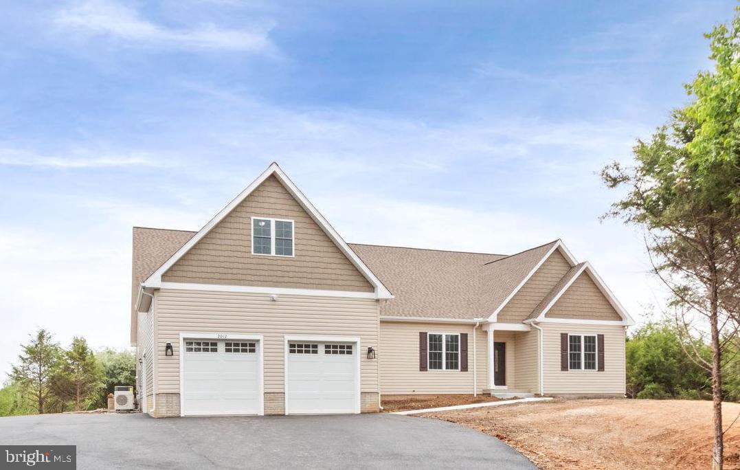 2012 DOZER LN, CATLETT, Virginia 20119, 4 Bedrooms Bedrooms, 7 Rooms Rooms,3 BathroomsBathrooms,Residential,For sale,2012 DOZER LN,VAFQ2017950 MLS # VAFQ2017950