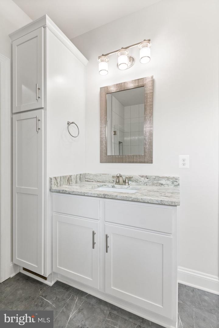 2012 DOZER LN, CATLETT, Virginia 20119, 4 Bedrooms Bedrooms, 7 Rooms Rooms,3 BathroomsBathrooms,Residential,For sale,2012 DOZER LN,VAFQ2017950 MLS # VAFQ2017950